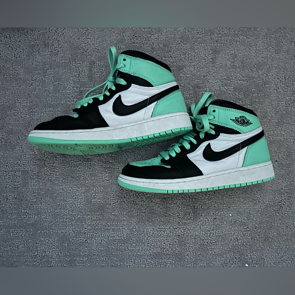 Nike Air Jordan Mid Mint Black White